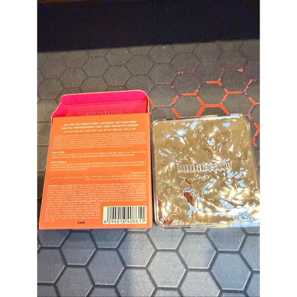 huda beauty blush filter palette Toasty Peach - Peach Fizz, Baby Coral, Spiced T - Picture 2 of 4